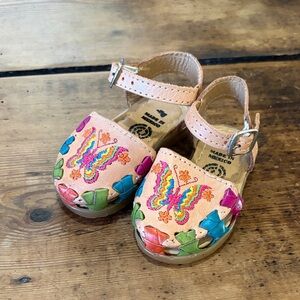 Colorful Butterfly Embroidered Hurache Leather Sandal